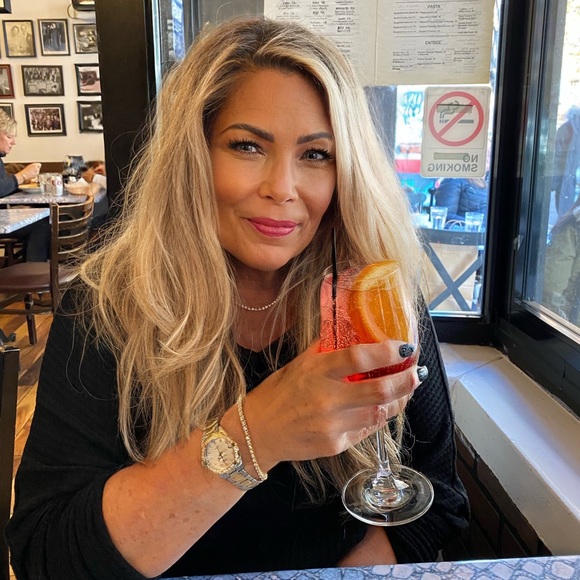 Meet your Posher, Robin - Picture 13 of 14